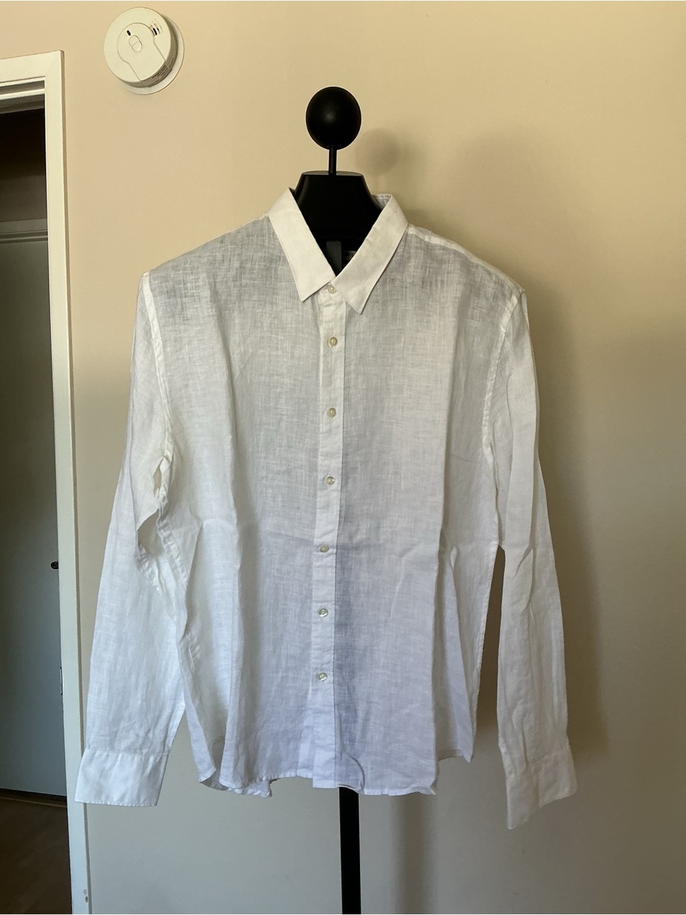 Stitch Note White Linen Button-Up Shirt for Men